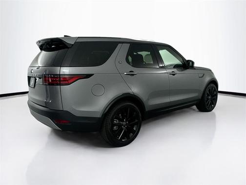 2026 Land Rover Discovery S