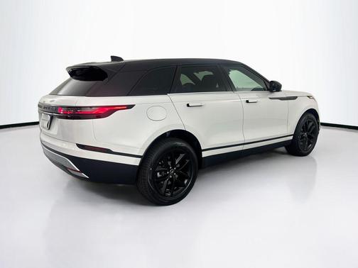 Ostuni Pearl Wht Prem Met 2026 Land Rover Range Rover Velar P250 S
