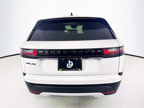2026 Land Rover Range Rover Velar P250 SE R-Dynamic