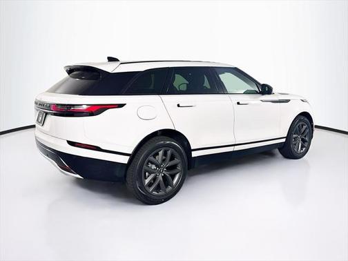 2026 Land Rover Range Rover Velar P250 SE R-Dynamic