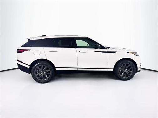 2026 Land Rover Range Rover Velar P250 SE R-Dynamic