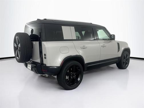 2026 Land Rover Defender P400 X-Dynamic SE