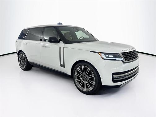 2025 Land Rover Range Rover P400 SE 7 Seat