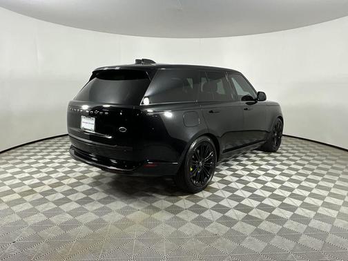 Santorini Black 2023 Land Rover Range Rover P530 SE