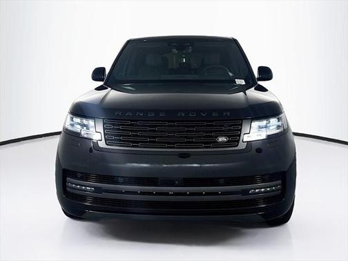 2025 Land Rover Range Rover P530 SE 7 Seat