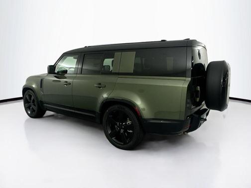 Woolstone Green Metallic 2026 Land Rover Defender X-Dynamic SE