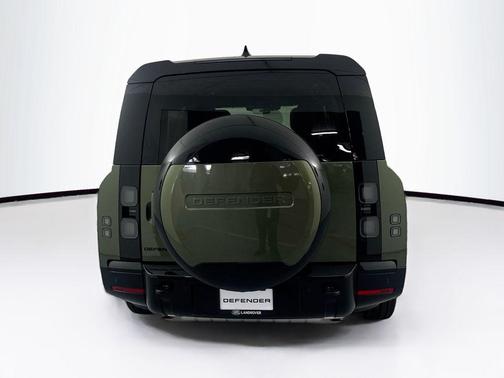 Woolstone Green Metallic 2026 Land Rover Defender X-Dynamic SE
