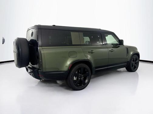 Woolstone Green Metallic 2026 Land Rover Defender X-Dynamic SE