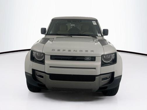 Borasco Grey Metallic 2026 Land Rover Defender P300 S