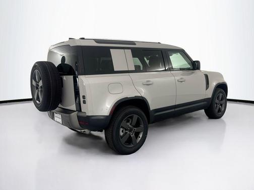 Borasco Grey Metallic 2026 Land Rover Defender P300 S