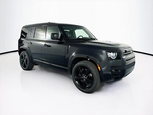 2025 Land Rover Defender 110 P400 X-Dynamic SE