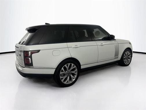 2022 Land Rover Range Rover P525 Westminster