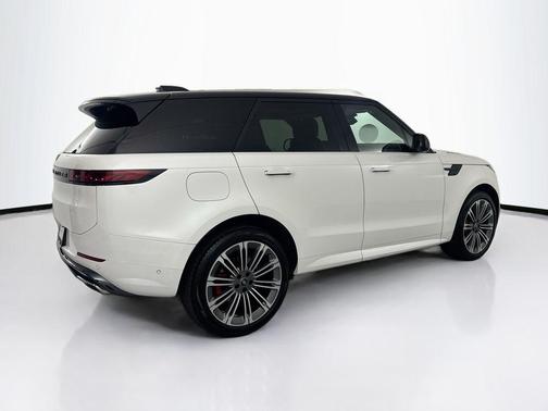 Ostuni Pearl White Metallic 2024 Land Rover Range Rover Sport SE