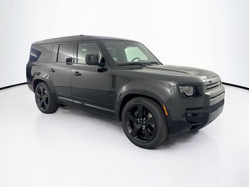 Santorini Black Metallic 2026 Land Rover Defender P400 X-Dynamic SE