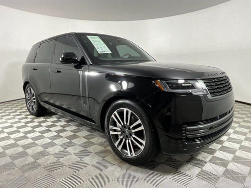 Santorini Black Metallic 2024 Land Rover Range Rover P530 SE