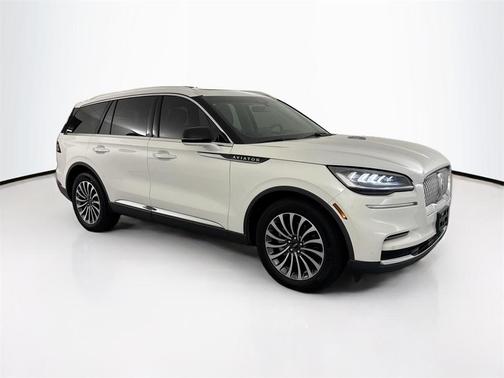2022 Lincoln Aviator Standard