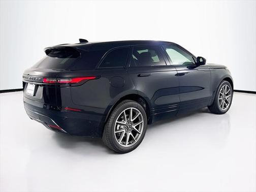 2026 Land Rover Range Rover Velar P400 Dynamic SE