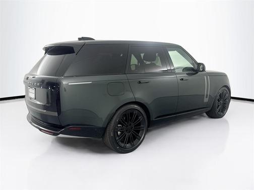 2026 Land Rover Range Rover P400 SE