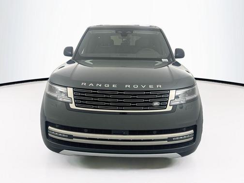 2026 Land Rover Range Rover P400 SE