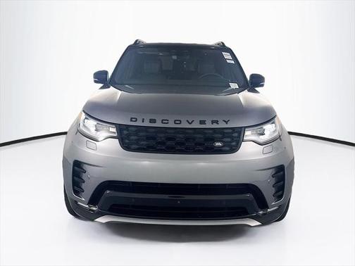 2025 Land Rover Discovery P360 Dynamic SE