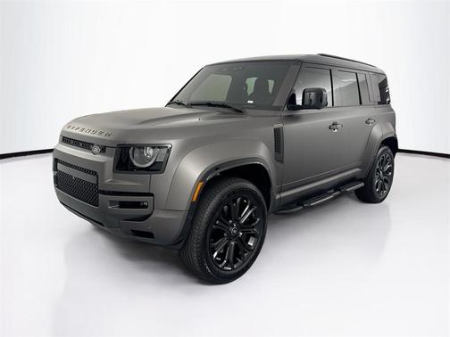 2025 Land Rover Defender P635 OCTA