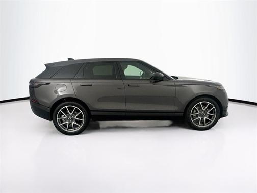 2026 Land Rover Range Rover Velar P250 SE R-Dynamic