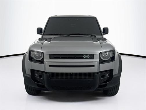 2024 Land Rover Defender 90 P400 X-Dynamic SE