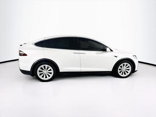 2017 Tesla Model X 75D