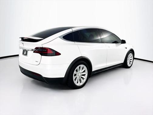 2017 Tesla Model X 75D