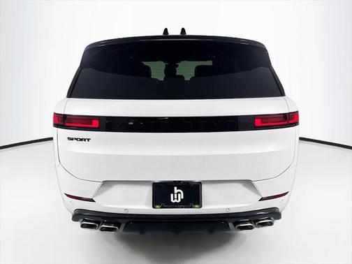 2025 Land Rover Range Rover Sport SE