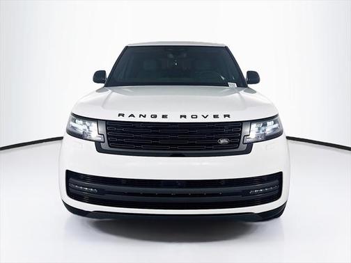 2025 Land Rover Range Rover P530 SE 7 Seat