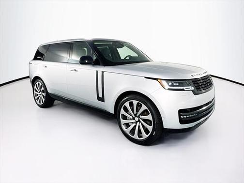 2025 Land Rover Range Rover P530 SE 7 Seat