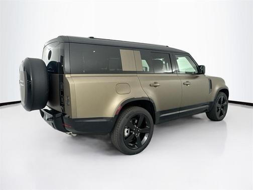 2026 Land Rover Defender P400 X-Dynamic SE