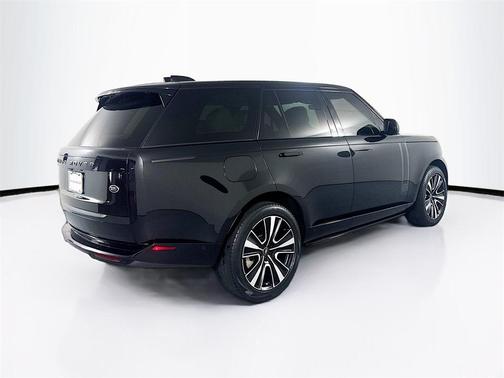 2023 Land Rover Range Rover P400 SE