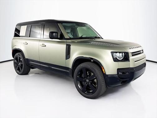 2025 Land Rover Defender 110 P500 X-Dynamic SE