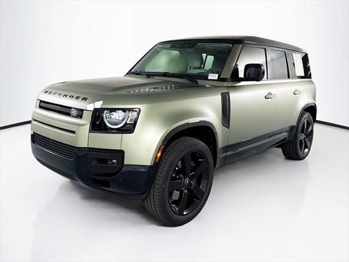 2025 Land Rover Defender 110 P500 X-Dynamic SE
