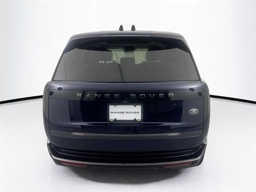 2023 Land Rover Range Rover P400 SE