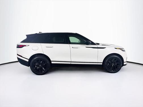 2026 Land Rover Range Rover Velar P250 SE R-Dynamic