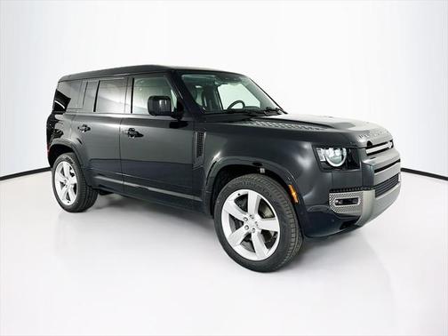 2025 Land Rover Defender X-Dynamic SE