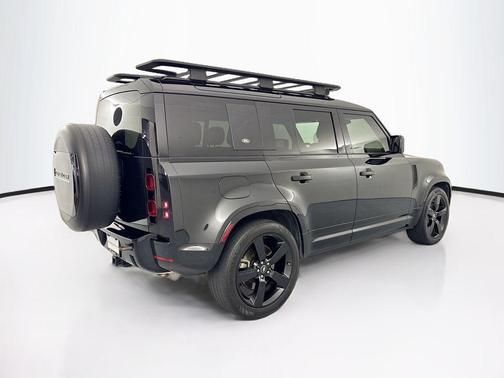 Santorini Black Metallic 2024 Land Rover Defender 110 P400 X-Dynamic SE