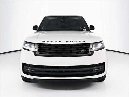 2025 Land Rover Range Rover P530 SE