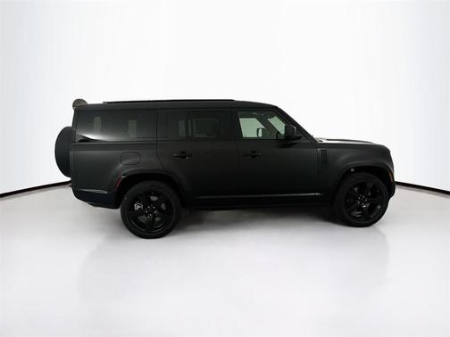 2026 Land Rover Defender P400 X-Dynamic SE