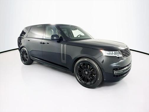 2025 Land Rover Range Rover P400 SE 7 Seat