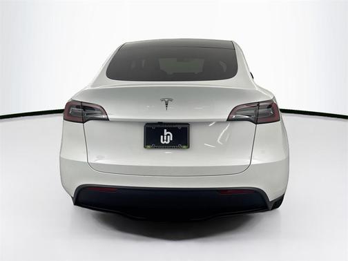 2024 Tesla Model Y Long Range Dual Motor All-Wheel Drive