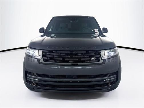 2025 Land Rover Range Rover P530 SE 7 Seat