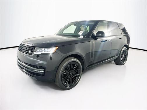 2025 Land Rover Range Rover P530 SE