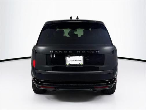 2025 Land Rover Range Rover P530 SE