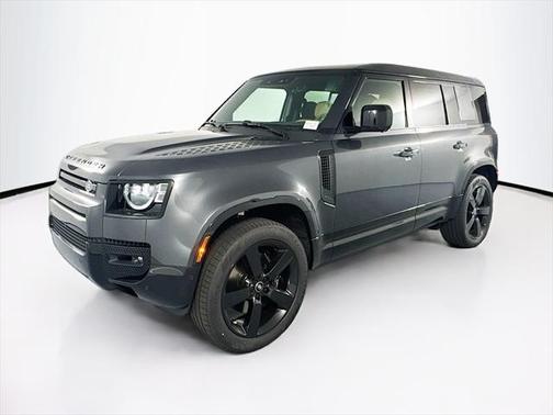 2025 Land Rover Defender 110 V8