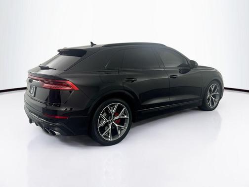 2023 Audi SQ8 4.0T Prestige