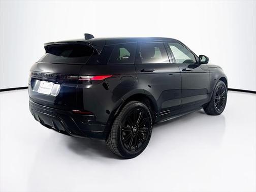 2025 Land Rover Range Rover Evoque Dynamic SE